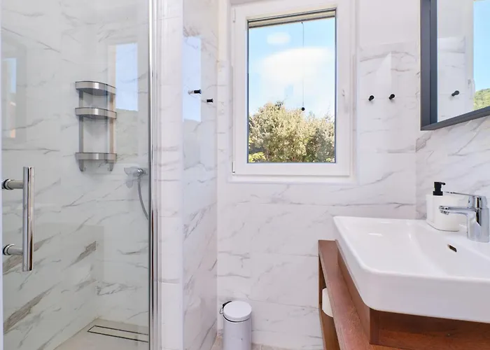 Сasa de vacaciones Mea Cres By Interhome Miholascica