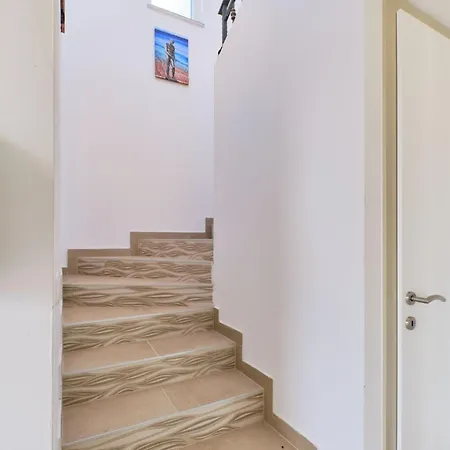 Mea Cres By Interhome *